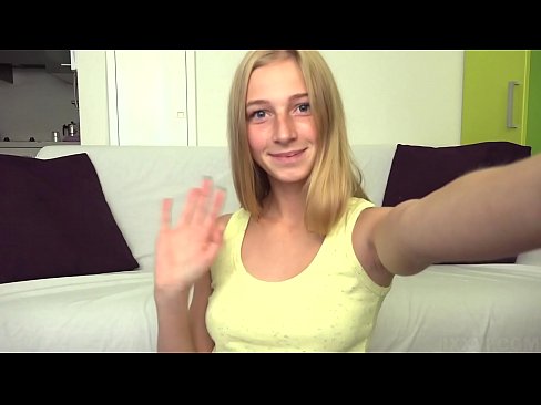 ❤️ Když se nudím, líně masturbuji svou růžovou kundičku Porno u nás ❤